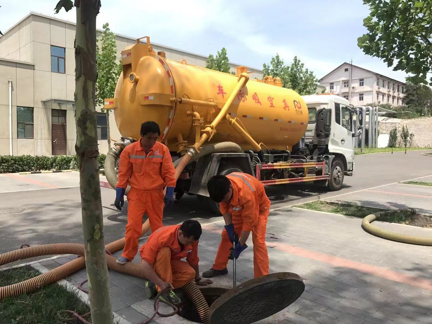 青神化粪池清理与5-8吨吸粪车施工效率分析